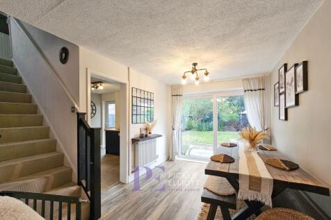 Through lounge dining room