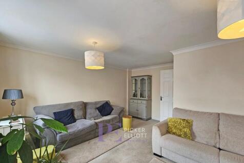 L-shaped lounge