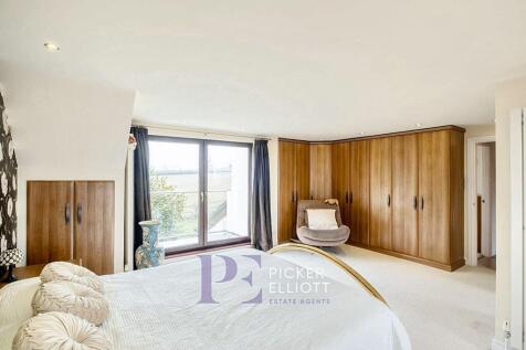 Master Bedroom Suite