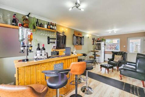 Sitting Room and bar