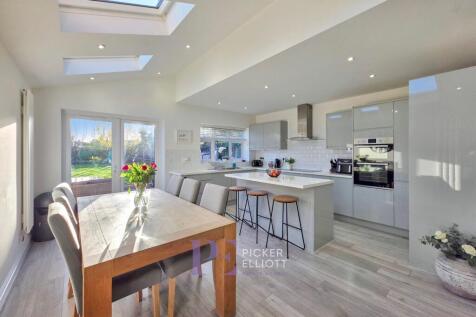Living kitchen dining room