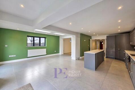 Living kitchen dining room