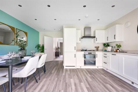 Kitchen/Dining