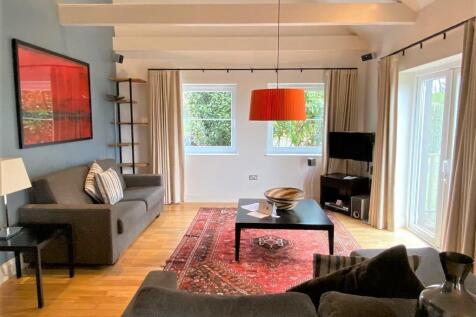 Sitting Room.JPG