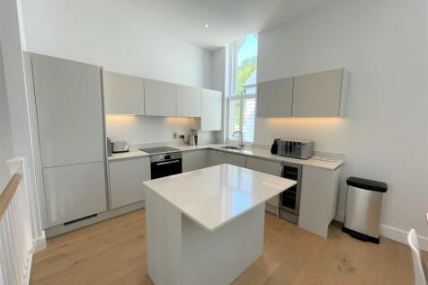 dining kitchen.JPG