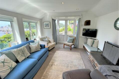 Sitting room.JPG