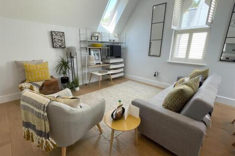 sitting room .jpg