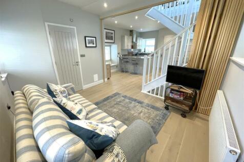 living area.jpg