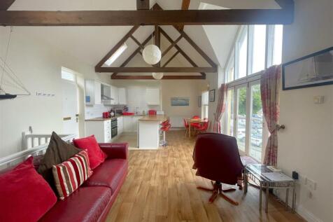 Living space 2.JPG
