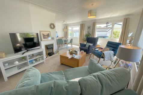 sitting room .jpg