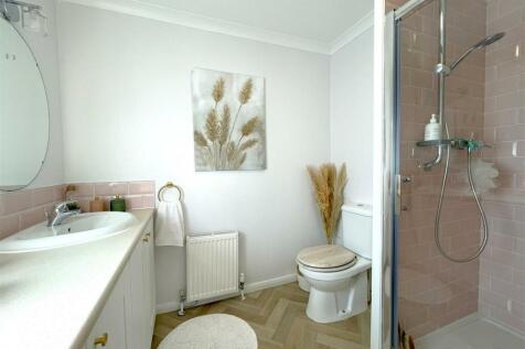 Ensuite.jpg