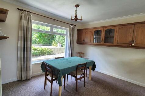 Dining Room.jpg