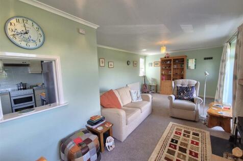 Living room .jpg