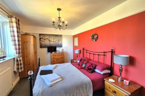 readymoney bedroom 2.jpg