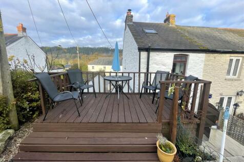 decking 2.jpg