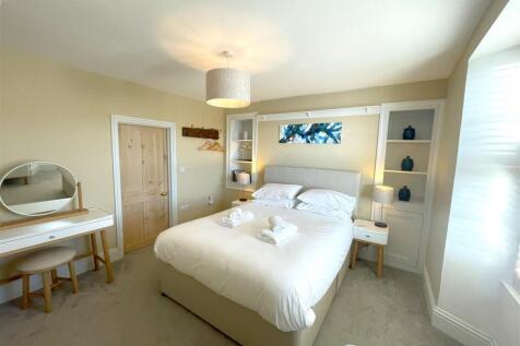 Bedroom one 3.jpg