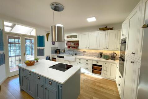 kitchen 6.jpg