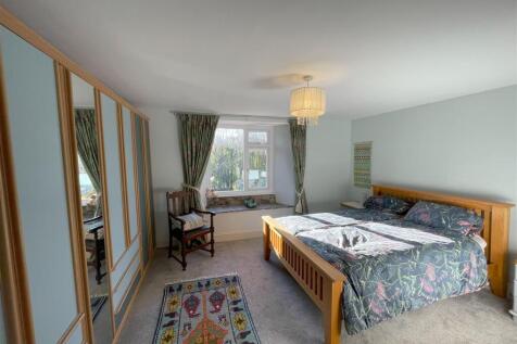 Bedroom two .jpg