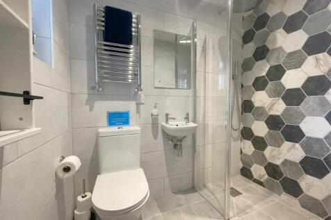 Shower room .jpg