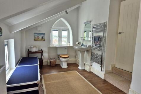 Principal en suite.jpg