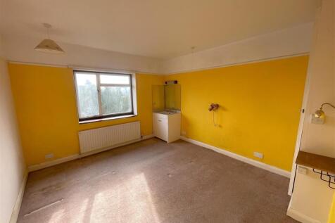 Bedroom two .jpg
