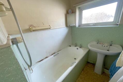 Bathroom .jpg
