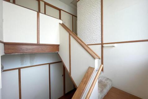 Landing stairs.jpg