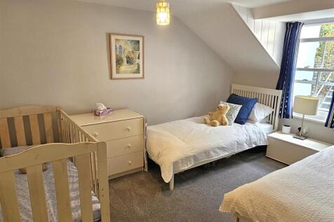 3rd Bedroom.jpg