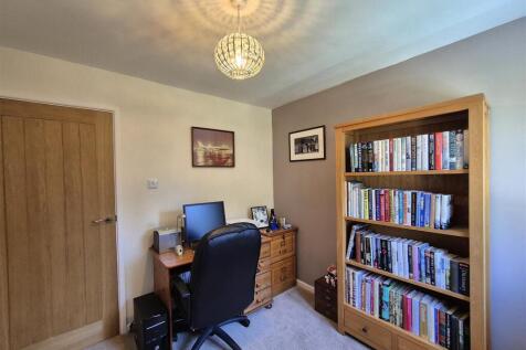 Bedroom 4 (2).jpg