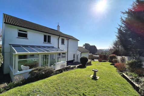 Rear garden and property.jpg