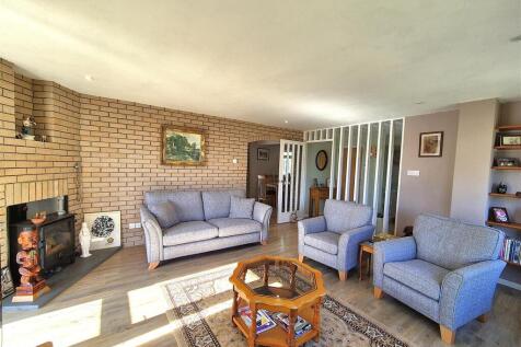 Sitting room.jpg