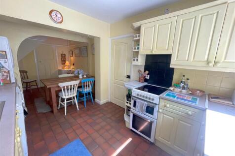 Kitchen 5.jpg