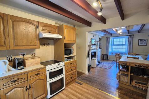 kitchen dining room