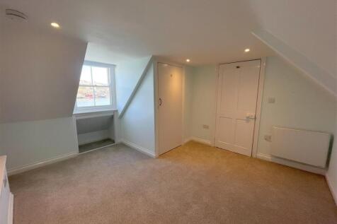 bedroom three 2.jpg