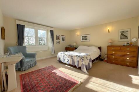 Bedroom one.jpg