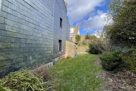 lawn area.jpg