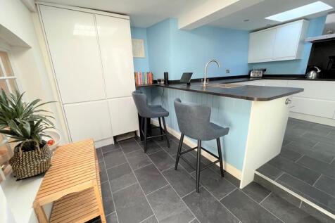 kitchen 5.jpg