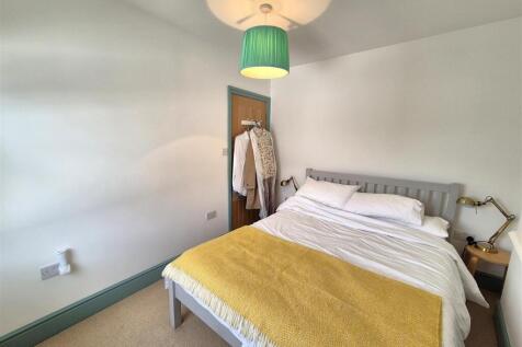 Bedroom 3 .jpg