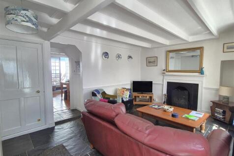 Sitting room.JPG