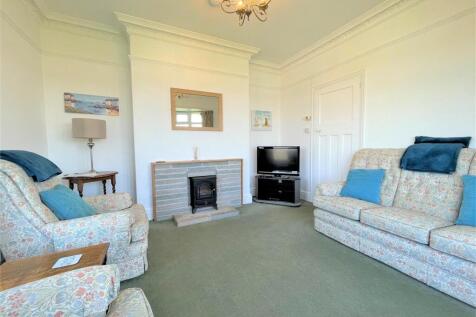 Sitting room 3.JPG