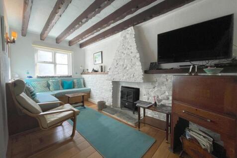sitting room .jpg