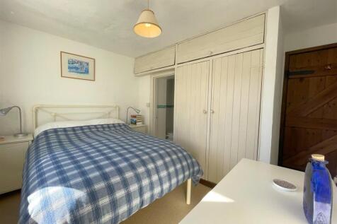 bedroom one 2.jpg