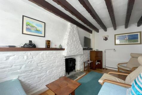 sitting room 3.jpg