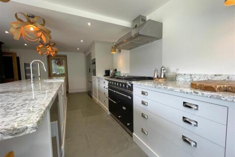 kitchen 4.jpeg