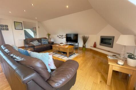 sitting room .jpg