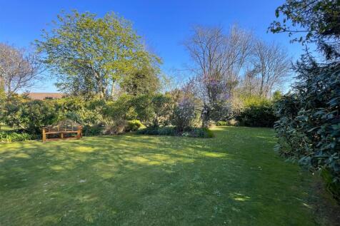 communal gardens 4.jpg