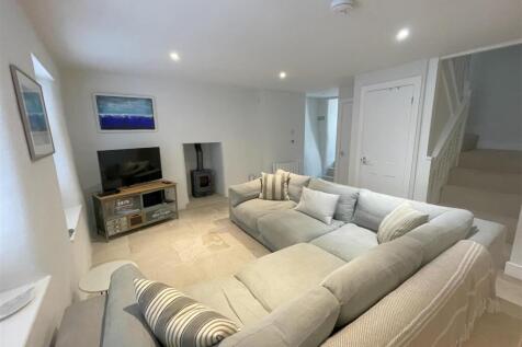 sitting room.jpg