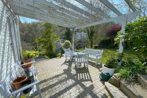 pergola patio 2.jpg