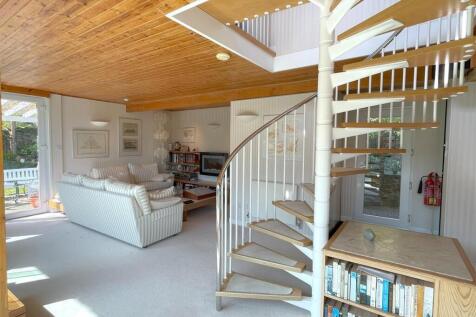 living room 4.jpg