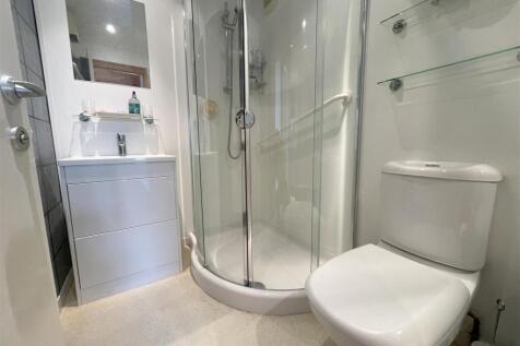 shower room .jpg